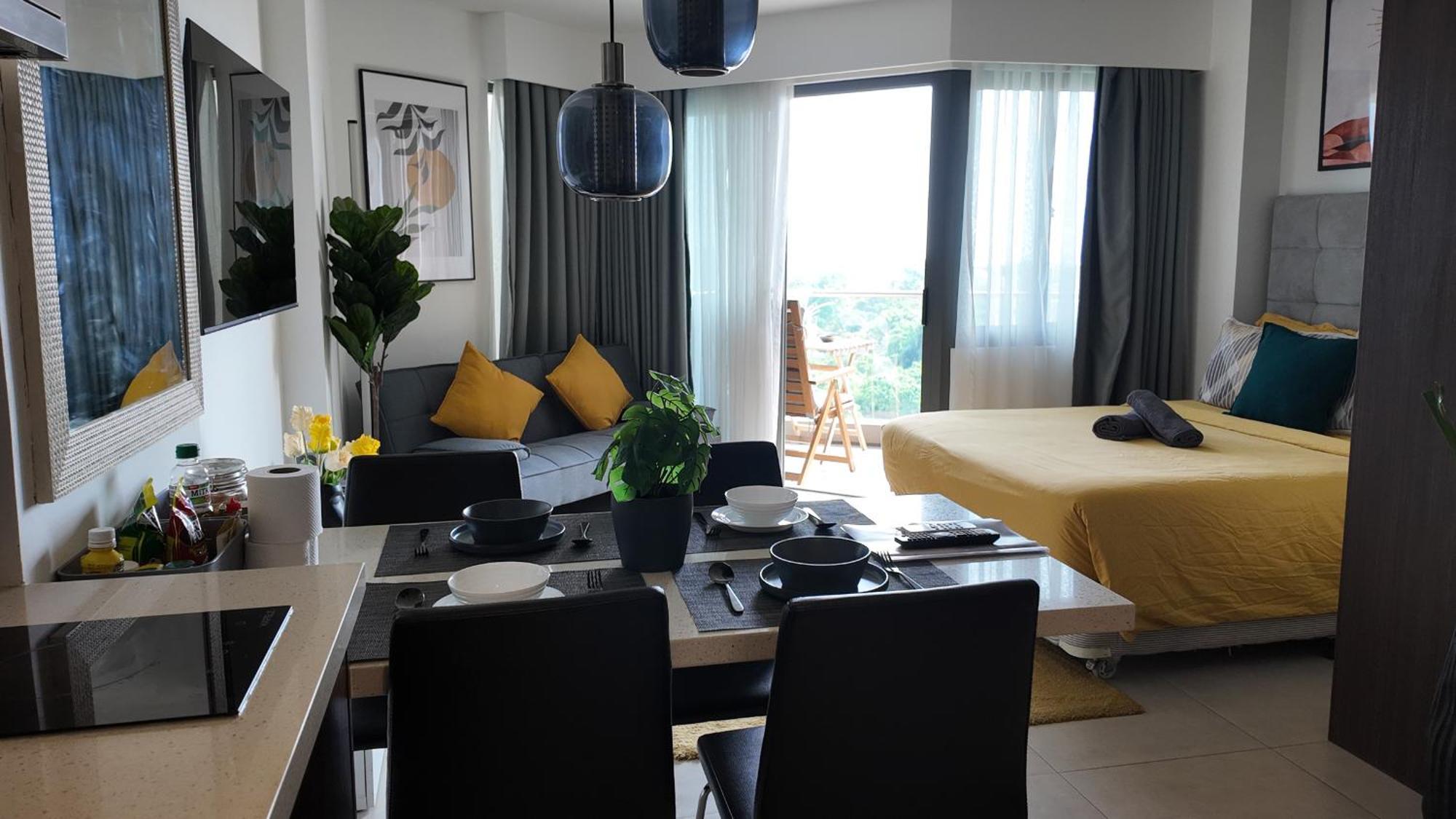 Dominiks Stylish Resort Gem Ocean View Pool Queen Bed At Tambuli 8 Floor Fast Wifi Мактан Экстерьер фото