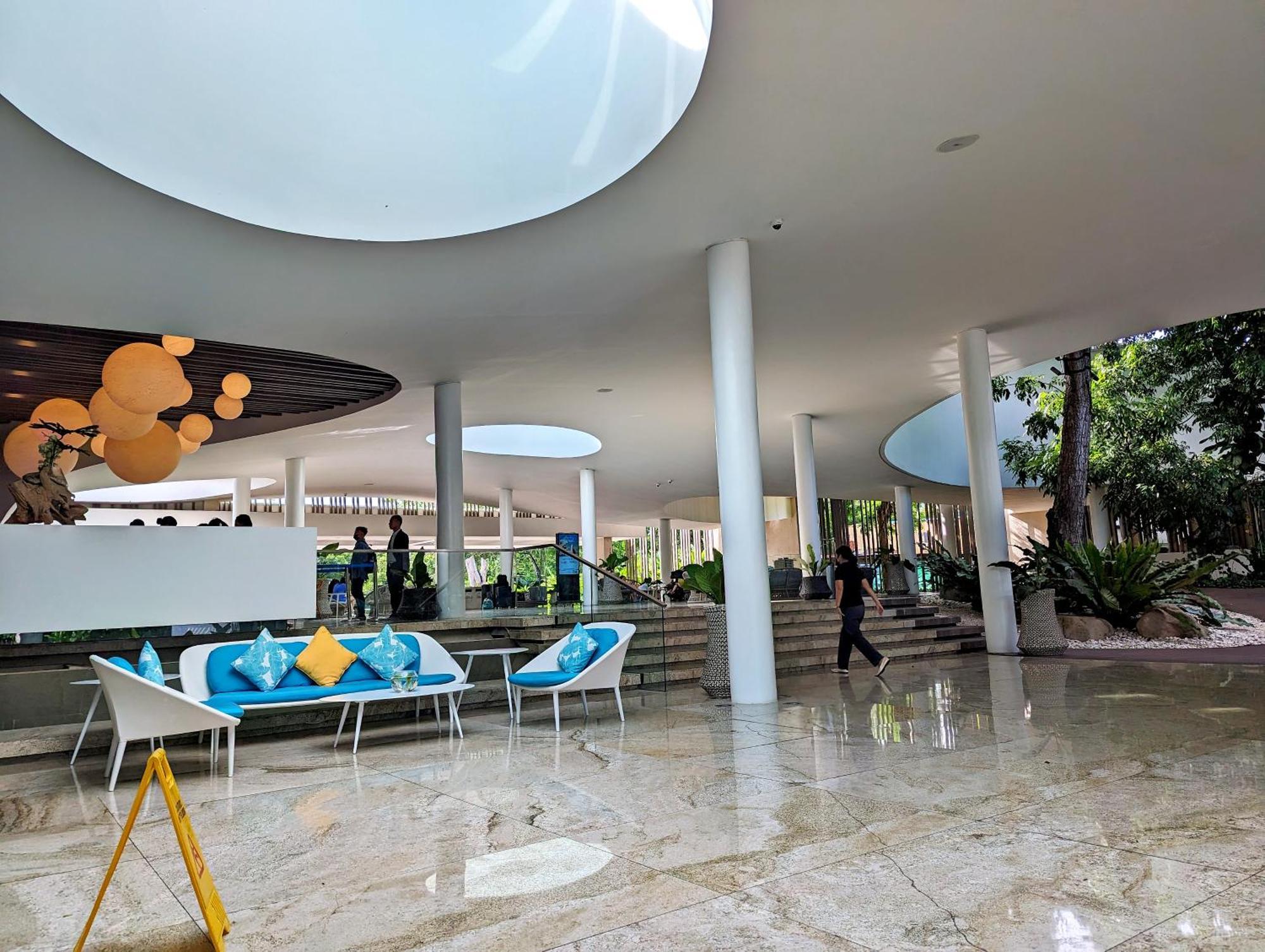Dominiks Stylish Resort Gem Ocean View Pool Queen Bed At Tambuli 8 Floor Fast Wifi Мактан Экстерьер фото
