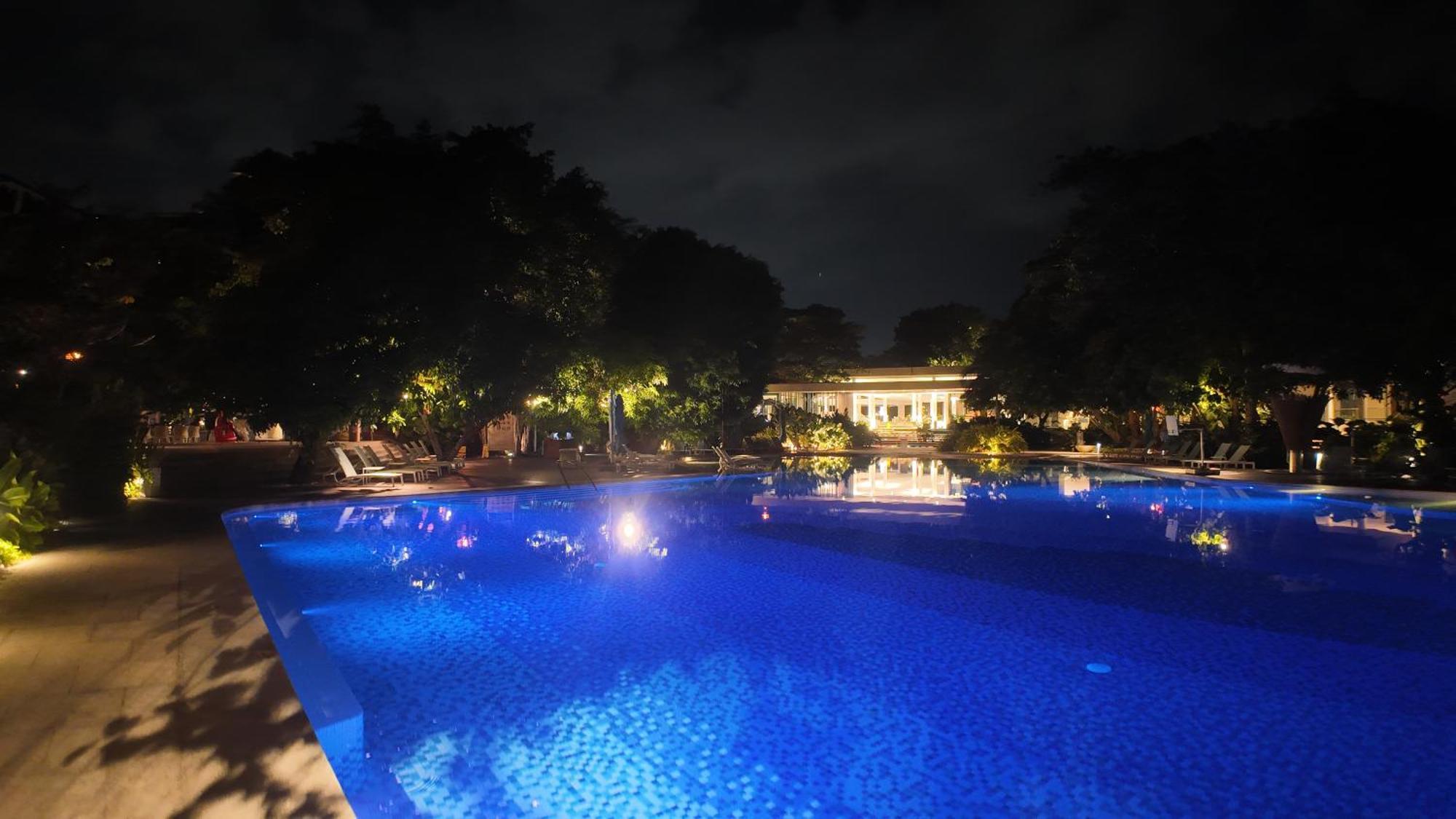 Dominiks Stylish Resort Gem Ocean View Pool Queen Bed At Tambuli 8 Floor Fast Wifi Мактан Экстерьер фото