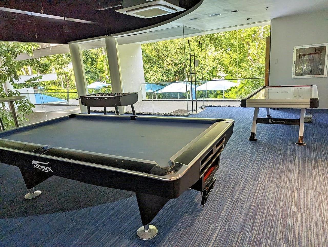 Dominiks Stylish Resort Gem Ocean View Pool Queen Bed At Tambuli 8 Floor Fast Wifi Мактан Экстерьер фото